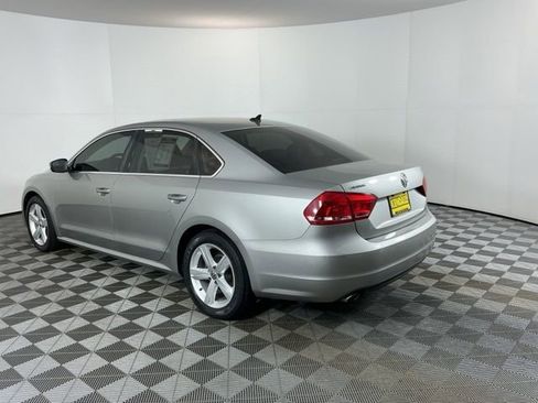 Used 2013 Volkswagen Passat 2.5 SE FWD image 7