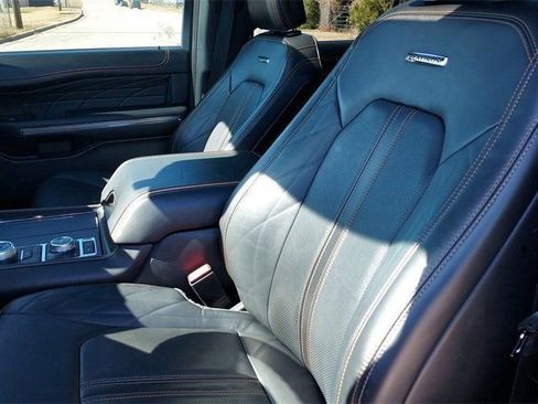 Certified 2022 Ford Expedition Platinum image 22