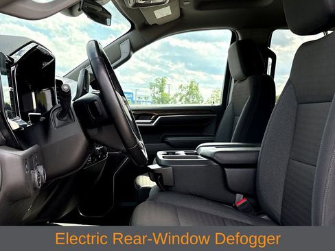 Used 2025 Chevrolet Silverado 1500 LT RWD image 14