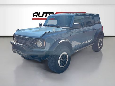 Used 2022 Ford Bronco Black Diamond w/ Sasquatch Package AWD/4WD image 3