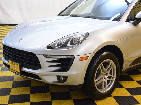 Used 2018 Porsche Macan image 5