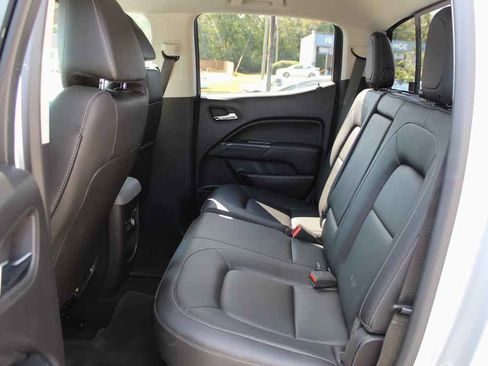 Used 2016 GMC Canyon SLT image 32