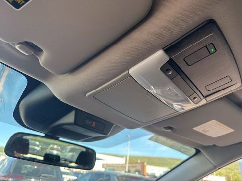 Certified 2023 Nissan Rogue SV AWD/4WD image 17