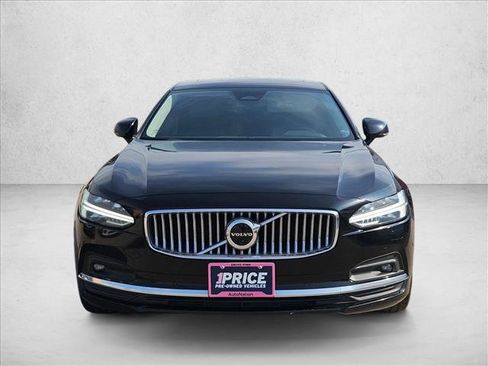 Used 2023 Volvo S90 B6 Plus AWD/4WD image 2