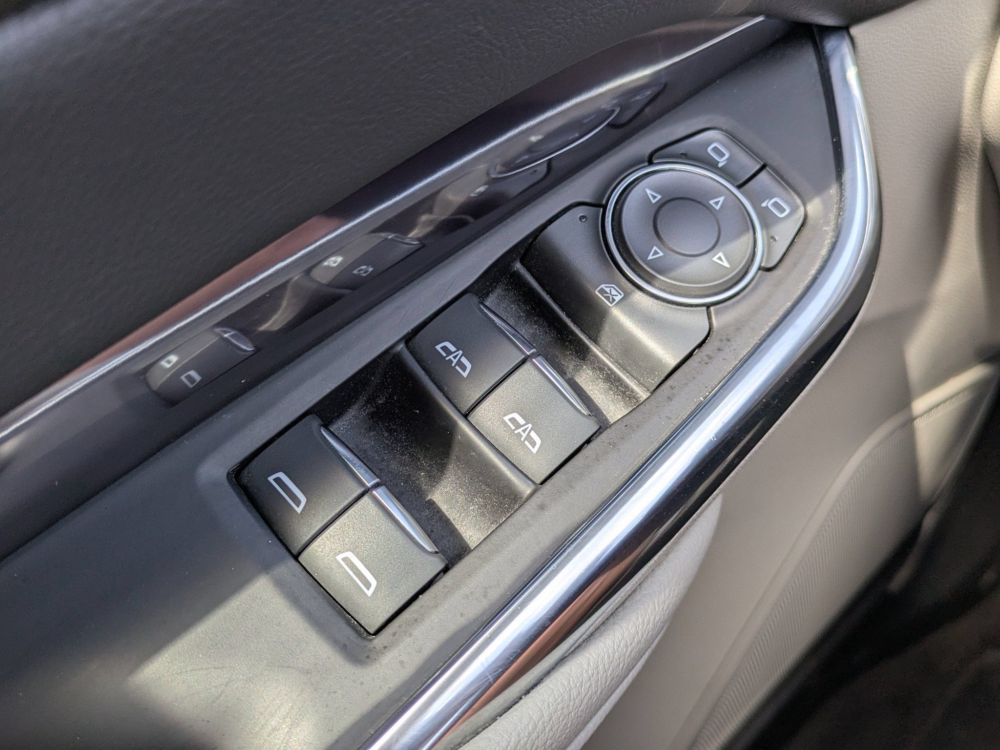 Used 2023 Cadillac XT4 Luxury FWD image 24