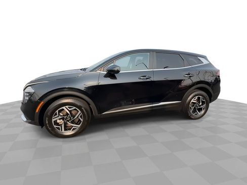Used 2024 Kia Sportage LX AWD/4WD image 4