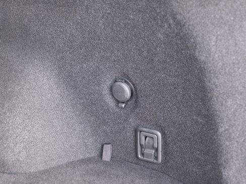 Used 2024 Nissan Murano SV image 25