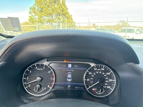 Used 2022 Nissan Altima 2.5 SL FWD image 16