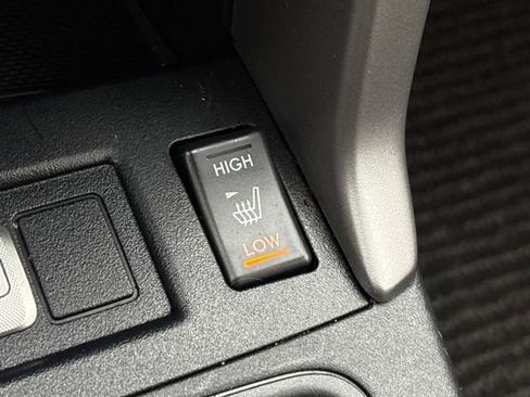 Used 2016 Subaru Forester 2.5i Limited image 15