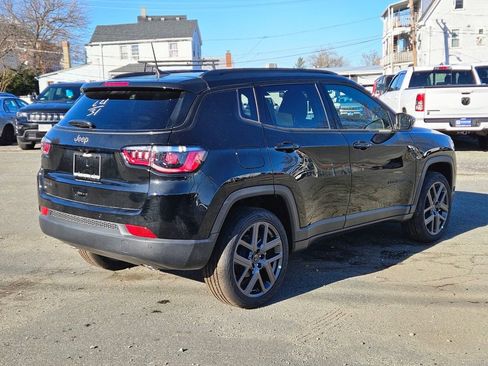 New 2026 Jeep Compass Limited image 4