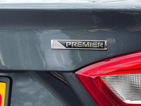 Used 2017 Chevrolet Cruze Premier FWD image 26