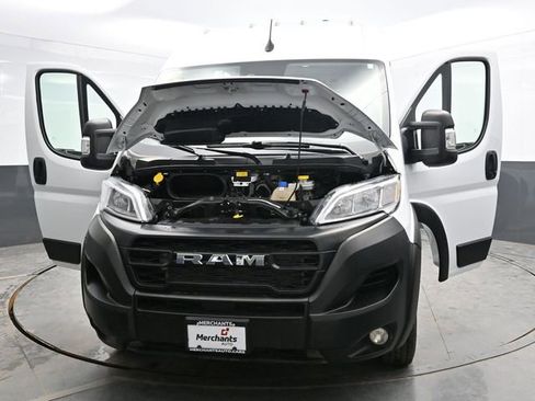 Used 2025 RAM ProMaster 2500 w/ Convenience Group FWD image 40