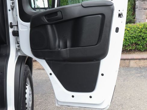 Used 2025 RAM ProMaster 3500 w/ Convenience Group FWD image 40