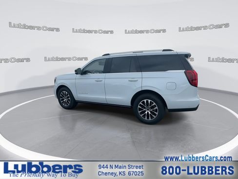Used 2025 Ford Expedition Platinum AWD/4WD image 6