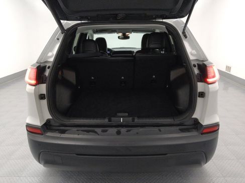 Used 2023 Jeep Cherokee Altitude Lux image 29