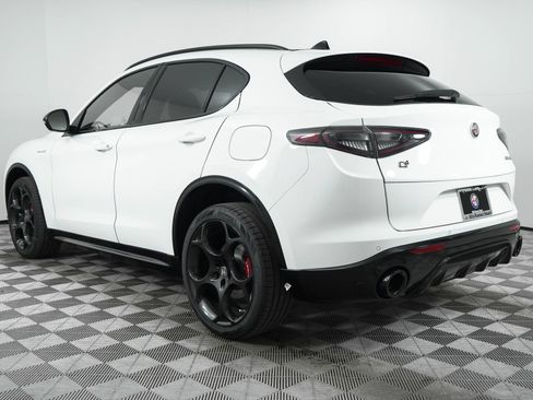 New 2025 Alfa Romeo Stelvio Sprint AWD/4WD image 5