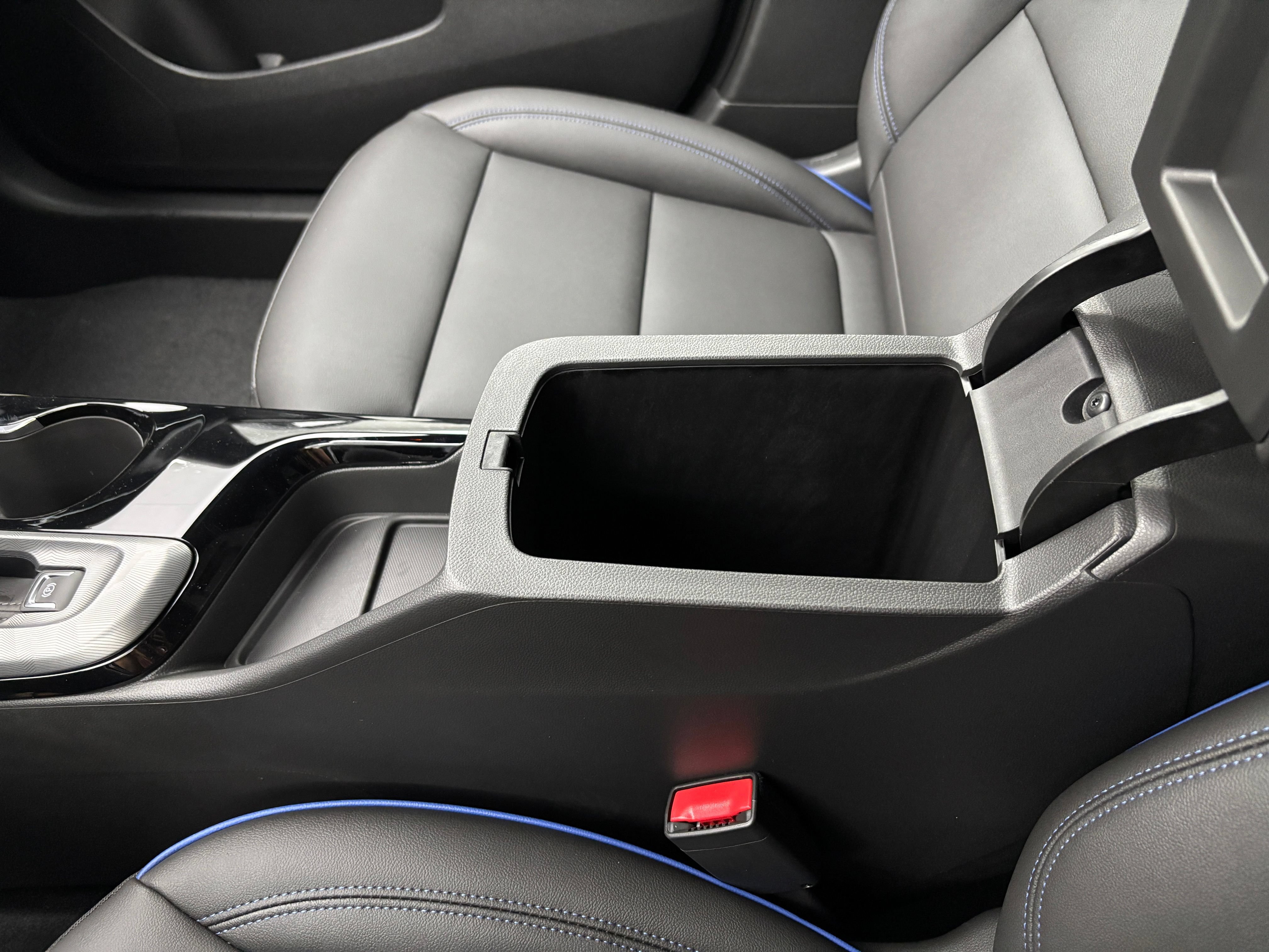 New 2026 Buick Envista Sport Touring w/ Convenience I Package FWD image 27