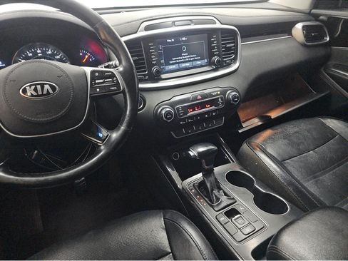 Used 2019 Kia Sorento EX w/ EX Touring Package FWD image 8
