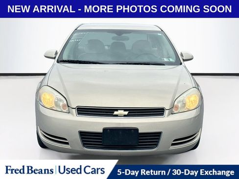 Used 2010 Chevrolet Impala LS FWD image 2