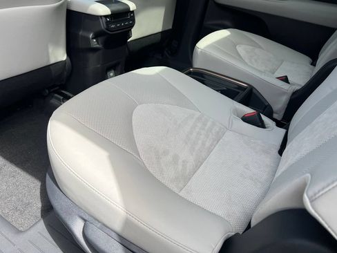 Used 2026 Toyota Grand Highlander AWD Hybrid image 15