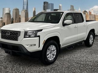 Used 2022 Nissan Frontier SV video 1