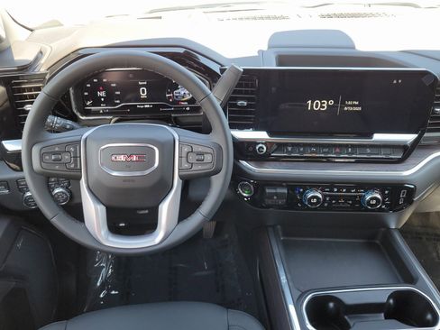 New 2025 GMC Sierra 2500 SLT w/ SLT Premium Package image 8