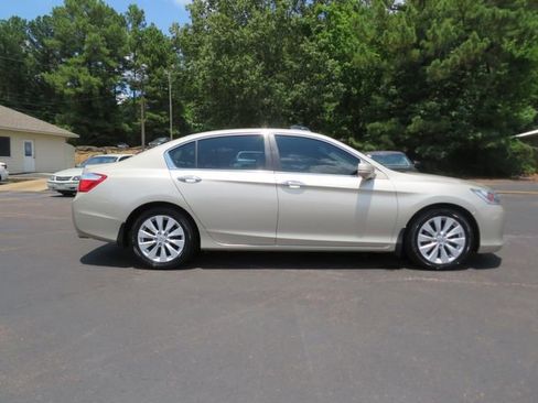 Used 2015 Honda Accord EX-L image 1