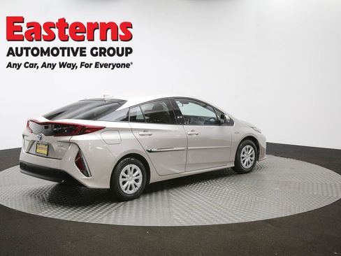 Used 2020 Toyota Prius Prime XLE image 40