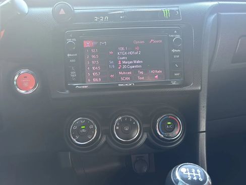 Used 2015 Scion tC image 4