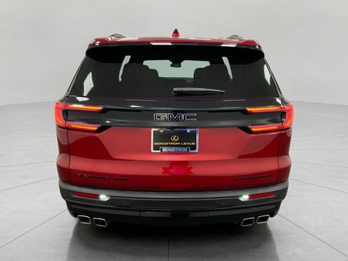 Used 2025 GMC Acadia Elevation w/ Elevation Premium Package AWD/4WD image 5
