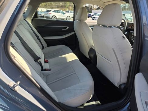 Used 2025 Hyundai Sonata SEL FWD image 18