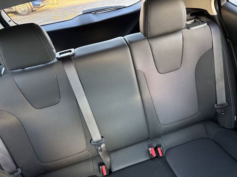 Used 2025 Buick Encore GX Preferred image 31