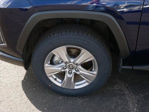 Certified 2025 Toyota RAV4 XLE AWD/4WD image 8