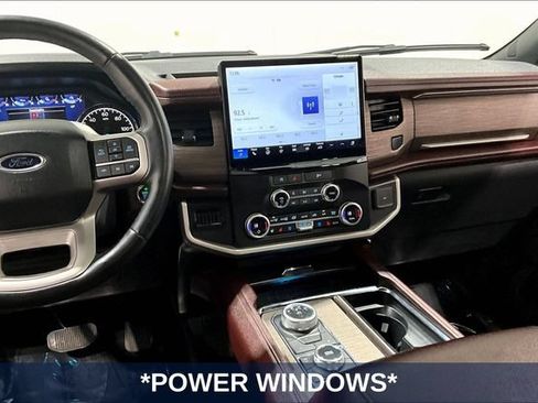 Used 2024 Ford Expedition Limited AWD/4WD image 12