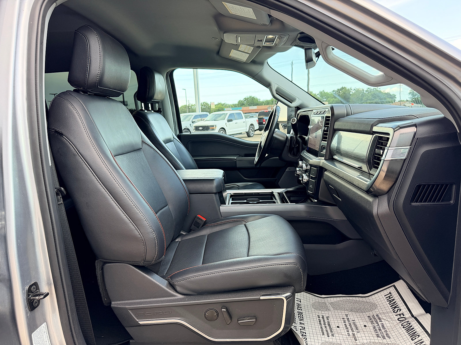 Used 2024 Ford F350 Lariat w/ FX4 Off-Road Package AWD/4WD image 10