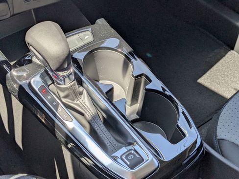 New 2025 Chevrolet Trax LT w/ Driver Confidence Package image 14