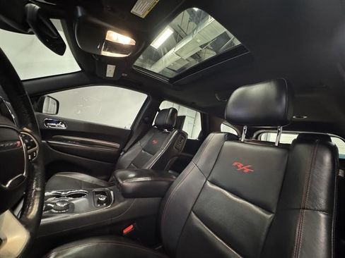 Used 2017 Dodge Durango R/T w/ Technology Group AWD/4WD image 25