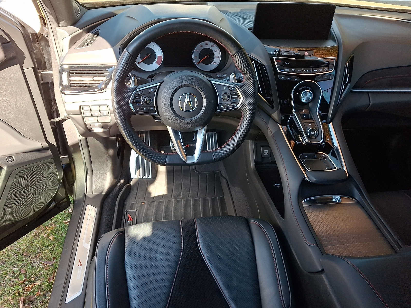 Used 2023 Acura RDX w/ Advance Package AWD/4WD image 12