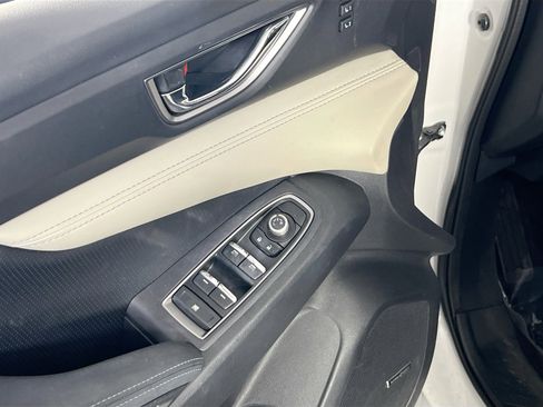 Used 2022 Subaru Ascent Limited w/ Technology Package image 18
