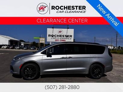 Used 2021 Chrysler Pacifica Touring-L w/ S Appearance Package