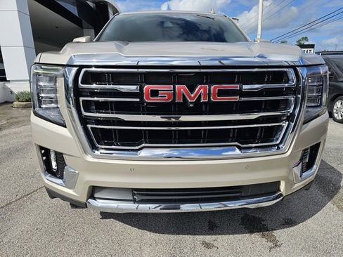 Certified 2022 GMC Yukon SLT w/ SLT Premium Package image 7