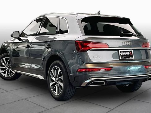 Used 2023 Audi Q5 2.0T Premium Plus w/ Premium Plus Package AWD/4WD image 12