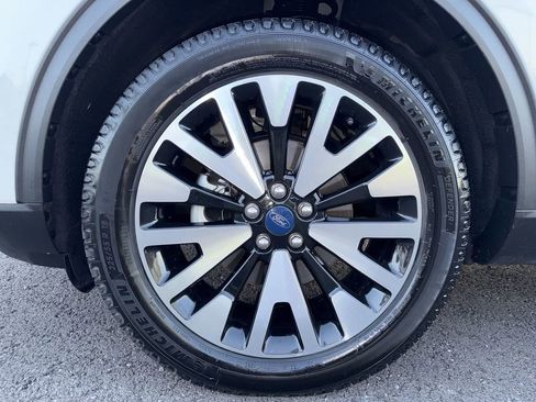 Used 2020 Ford Escape SEL AWD/4WD image 19