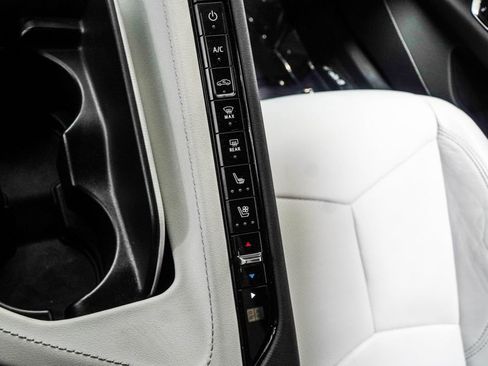 Used 2023 Chevrolet Corvette Stingray Preferred Cpe w/ Z51 Performance Package image 25