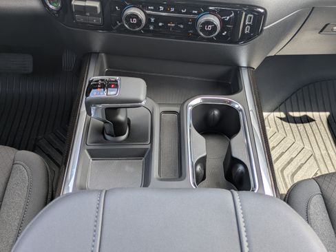 New 2026 Chevrolet Silverado 1500 RST w/ All Star Edition Plus AWD/4WD image 19