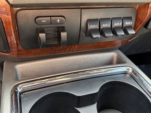 Used 2016 Ford F350 King Ranch image 59