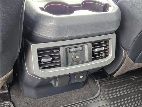 Used 2023 Ford F350 Lariat w/ Lariat Ultimate Package AWD/4WD image 17