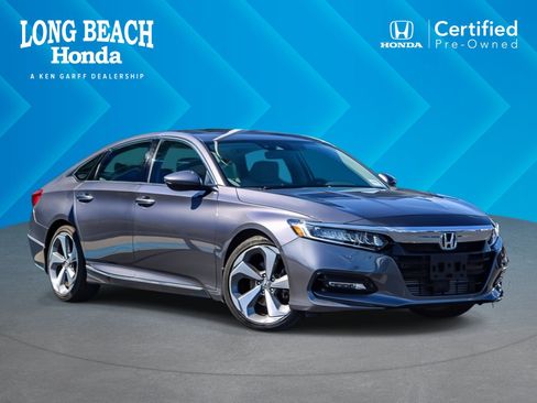 Used 2018 Honda Accord Touring image 1