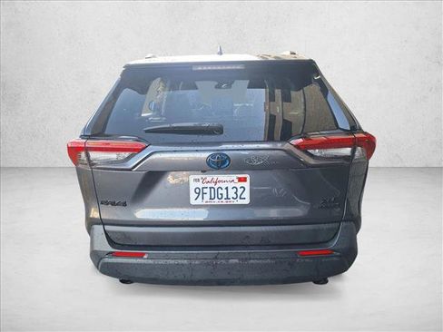 Certified 2023 Toyota RAV4 XLE Premium image 6