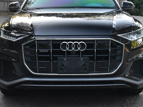 Used 2021 Audi Q8 Premium Plus AWD/4WD image 34